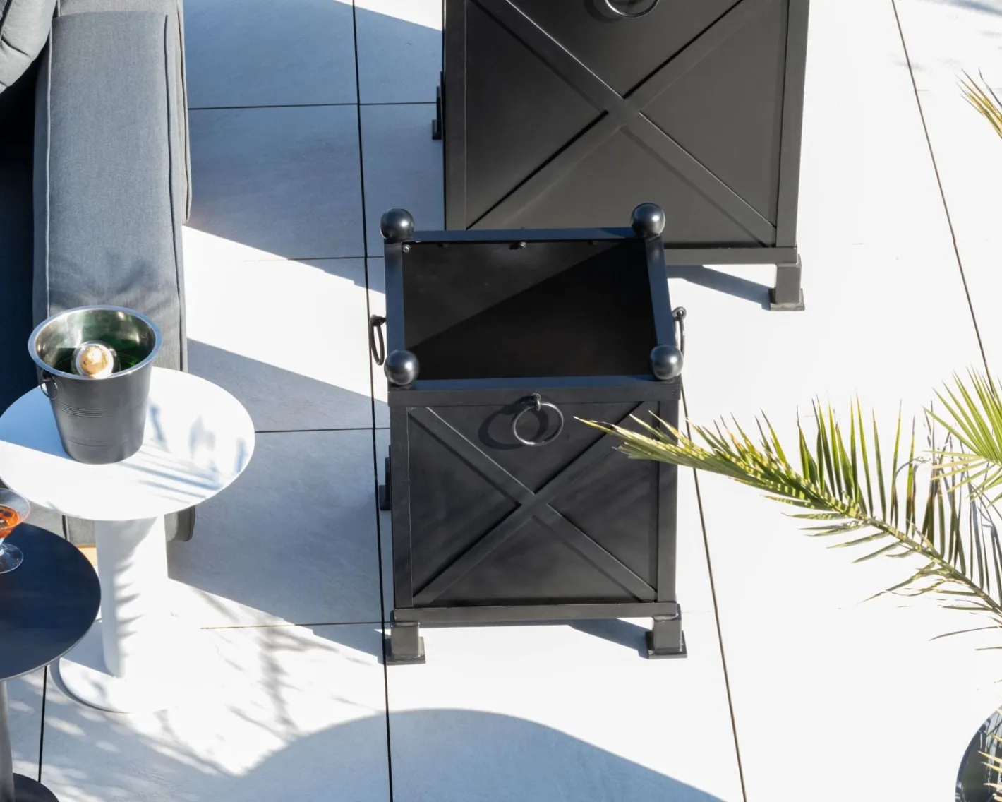 New Bac décoratif pour plantes d'agréments 55 cm en métal noir "Gardénia" Décoration