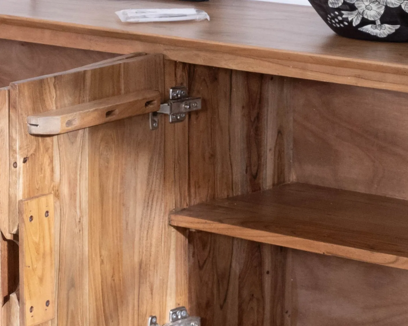 Hot Bahut 4 portes en acacia et métal 160 cm "Novelli" esprit zen et épuré Buffet Et Bahut