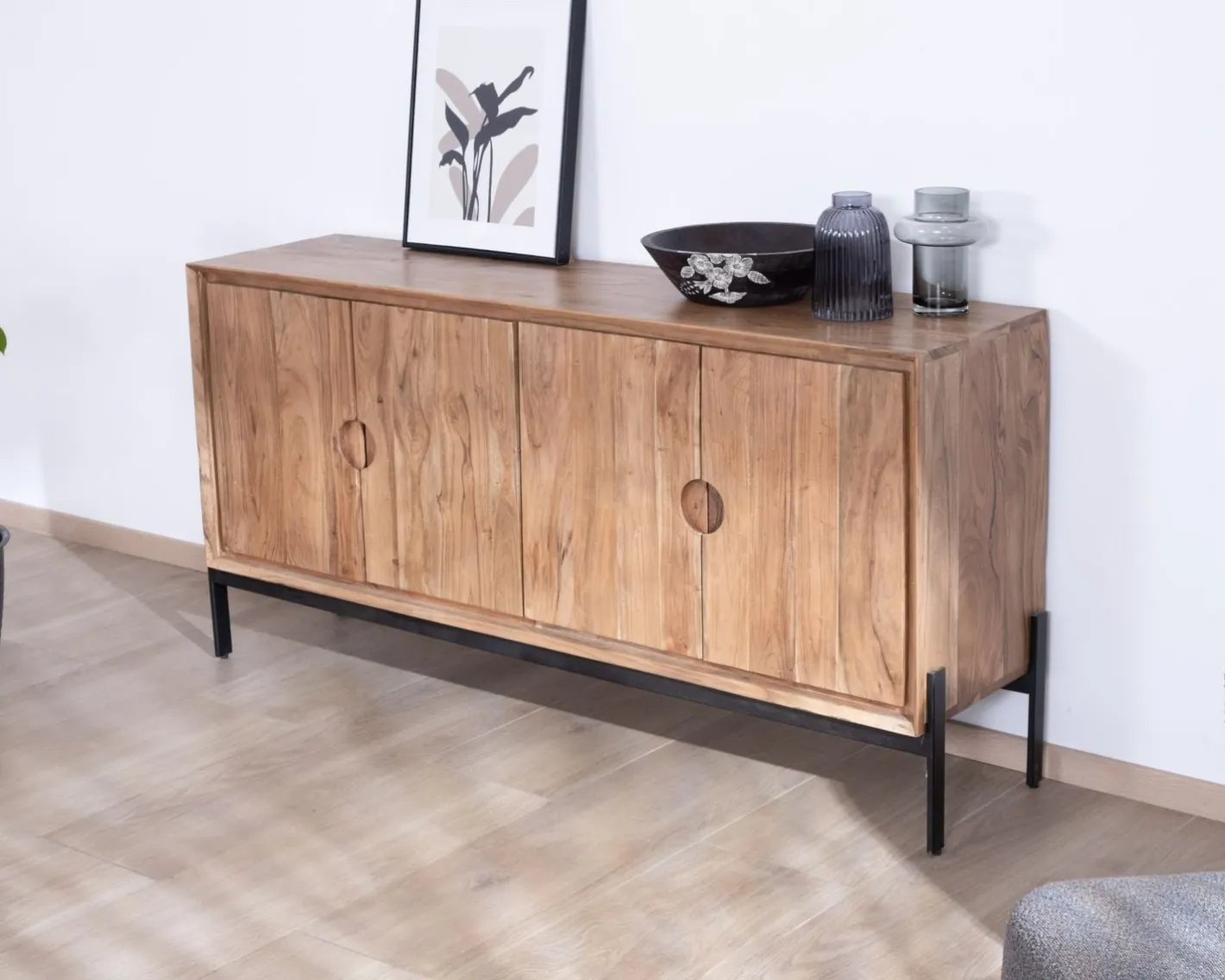 Hot Bahut 4 portes en acacia et métal 160 cm "Novelli" esprit zen et épuré Buffet Et Bahut