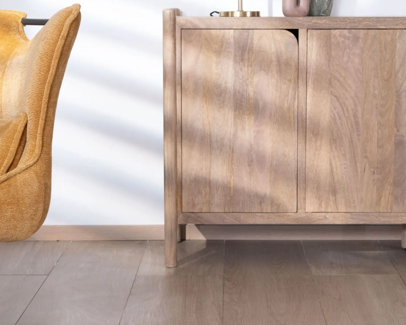 Outlet Bahut 3 portes et niches en manguier esprit japandi "Orobie" 180 cm Buffet Et Bahut