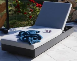 Discount Bain de soleil aluminium et tissu gris clair 1 place
