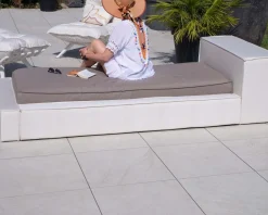 Bain de soleil une place taupe et beige esprit futon