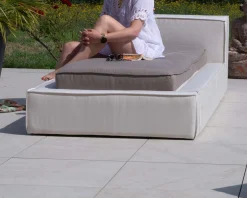 Bain de soleil une place taupe et beige esprit futon