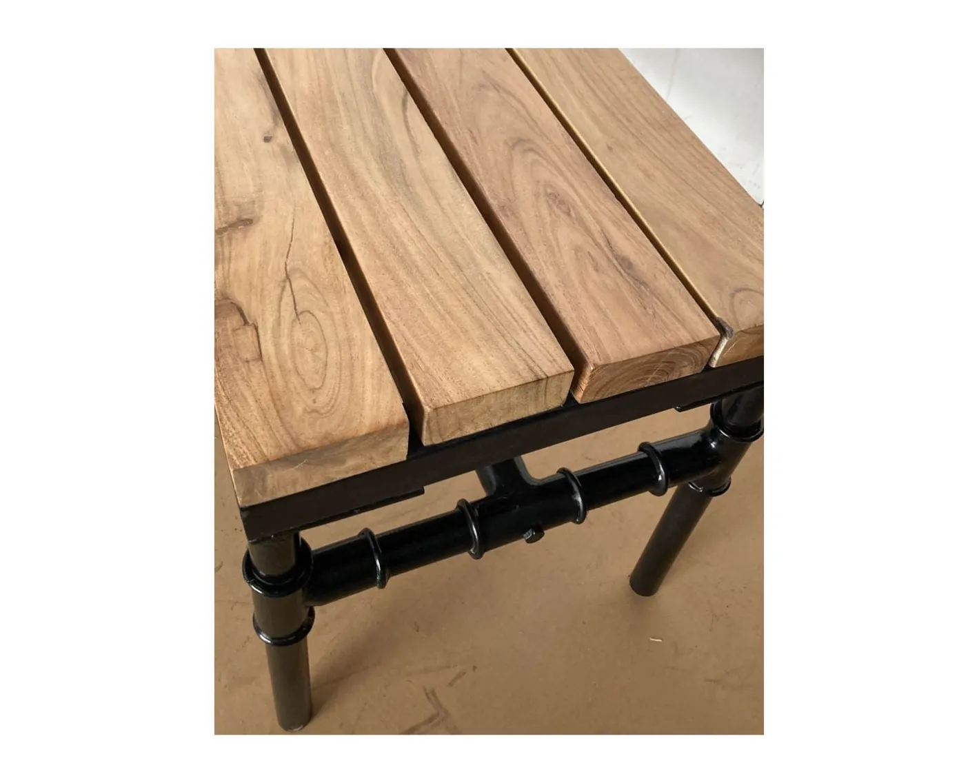 New Banc industriel en bois d’acacia massif et métal "Garden" Banc
