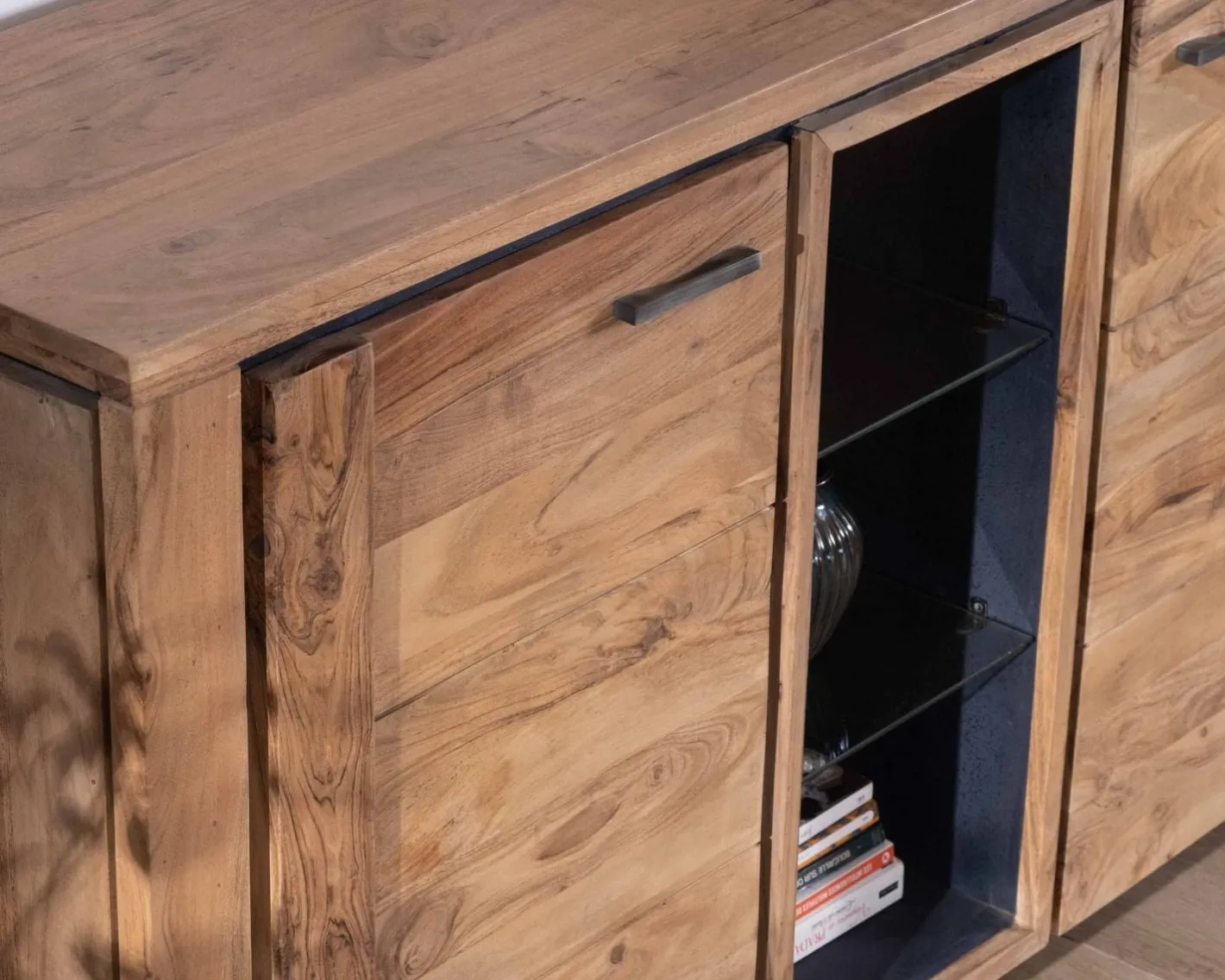 New Buffet contemporain 150cm en acacia 2 portes et étagères vitrées "Fantaisie" Buffet Et Bahut