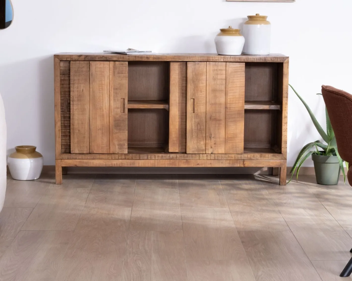 Clearance Buffet 4 portes coulissantes en manguier massif "Aruna" style ethnique chic Buffet Et Bahut