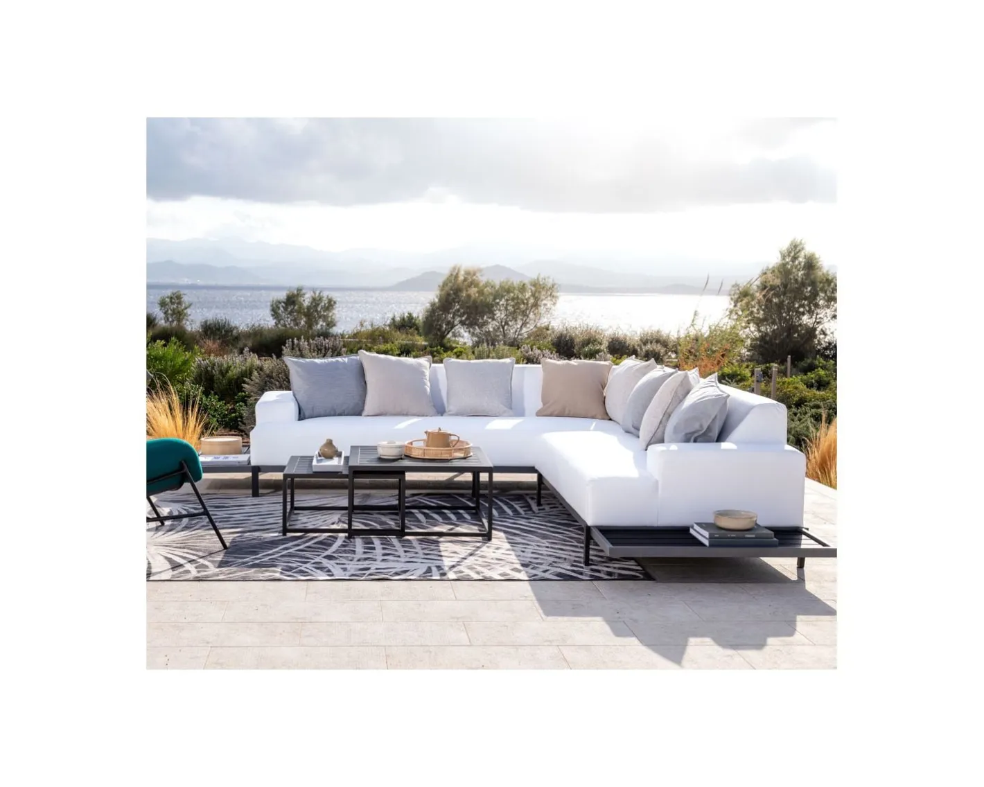 Hot Canapé d'angle extérieur blanc et noir imitation cuir "Lakpura Beach" Canapé De Jardin