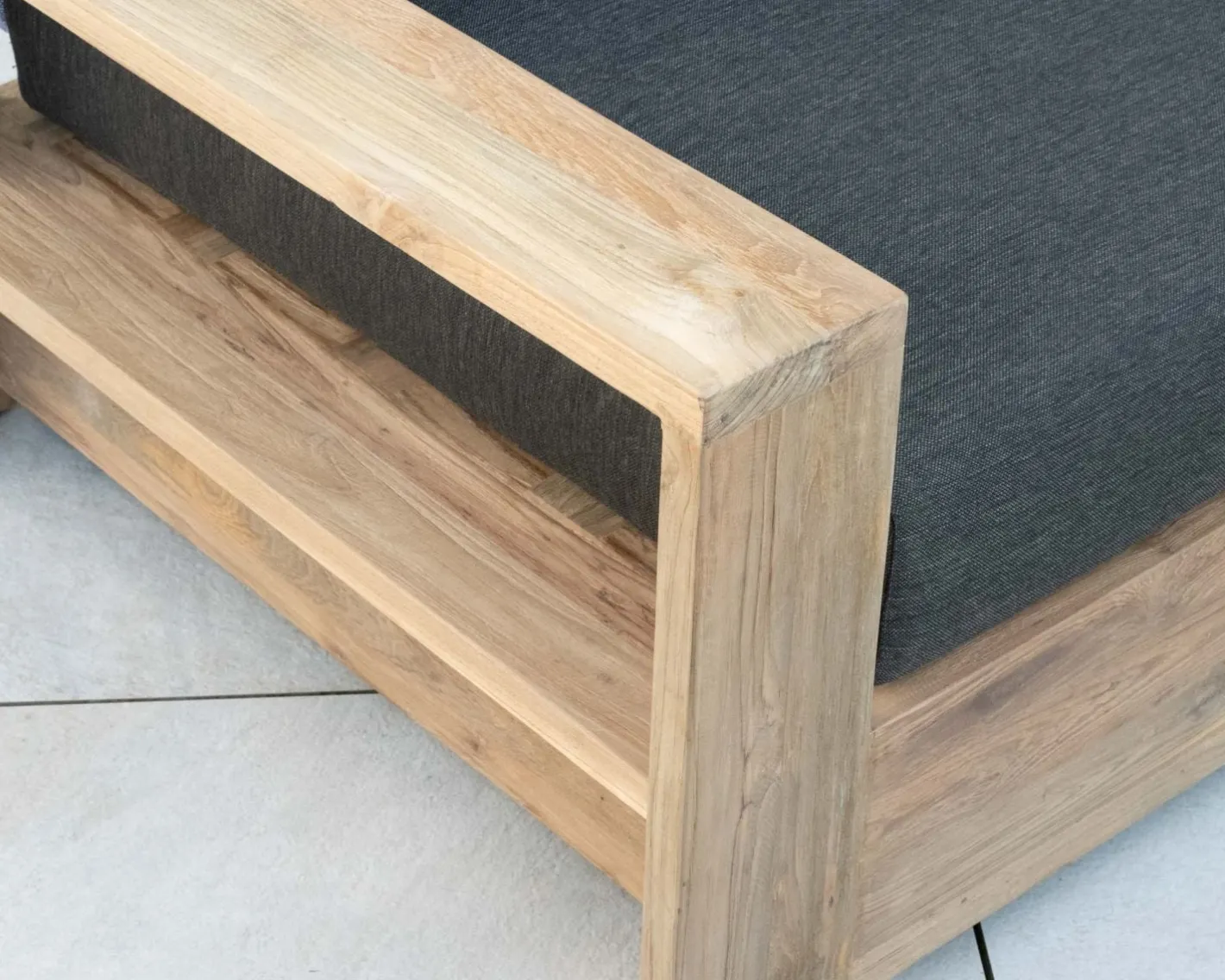 Discount Canapé de jardin 3 places haut de gamme "Zénith" en teck matelassé tissu gris foncé Canapé De Jardin|Salon De Jardin