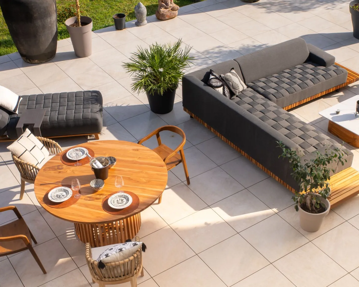 Sale Canapé d'extérieur retour droit matelassé gris foncé et teck "Lombok" Canapé De Jardin