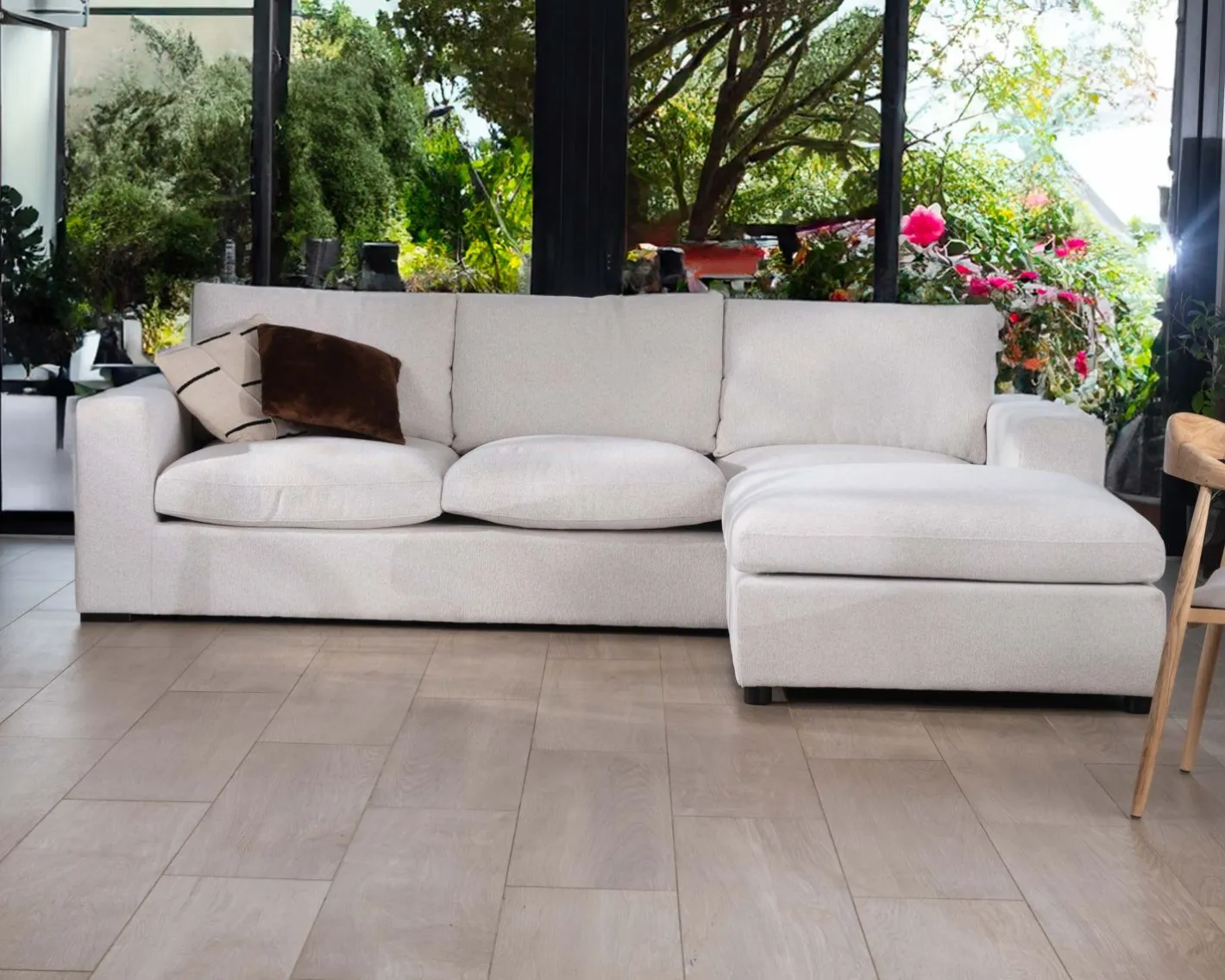 Discount Canapé 3 places avec pouf ottoman carré en tissu doux et bouclé blanc chiné "Tuléar" Canapé D'Angle|Canapé Modulable