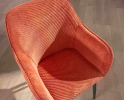 Clearance Chaise avec accoudoirs en velours rouge terracotta et pieds métal noir