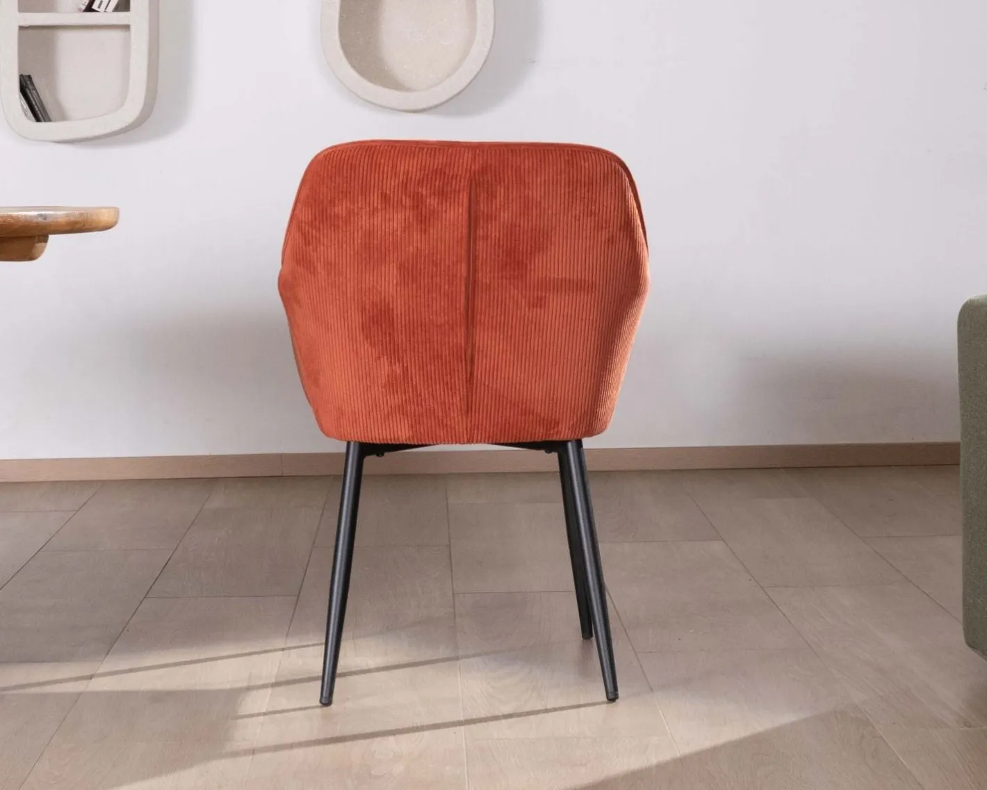 Clearance Chaise avec accoudoirs en velours rouge terracotta et pieds métal noir "Scotty" Chaise