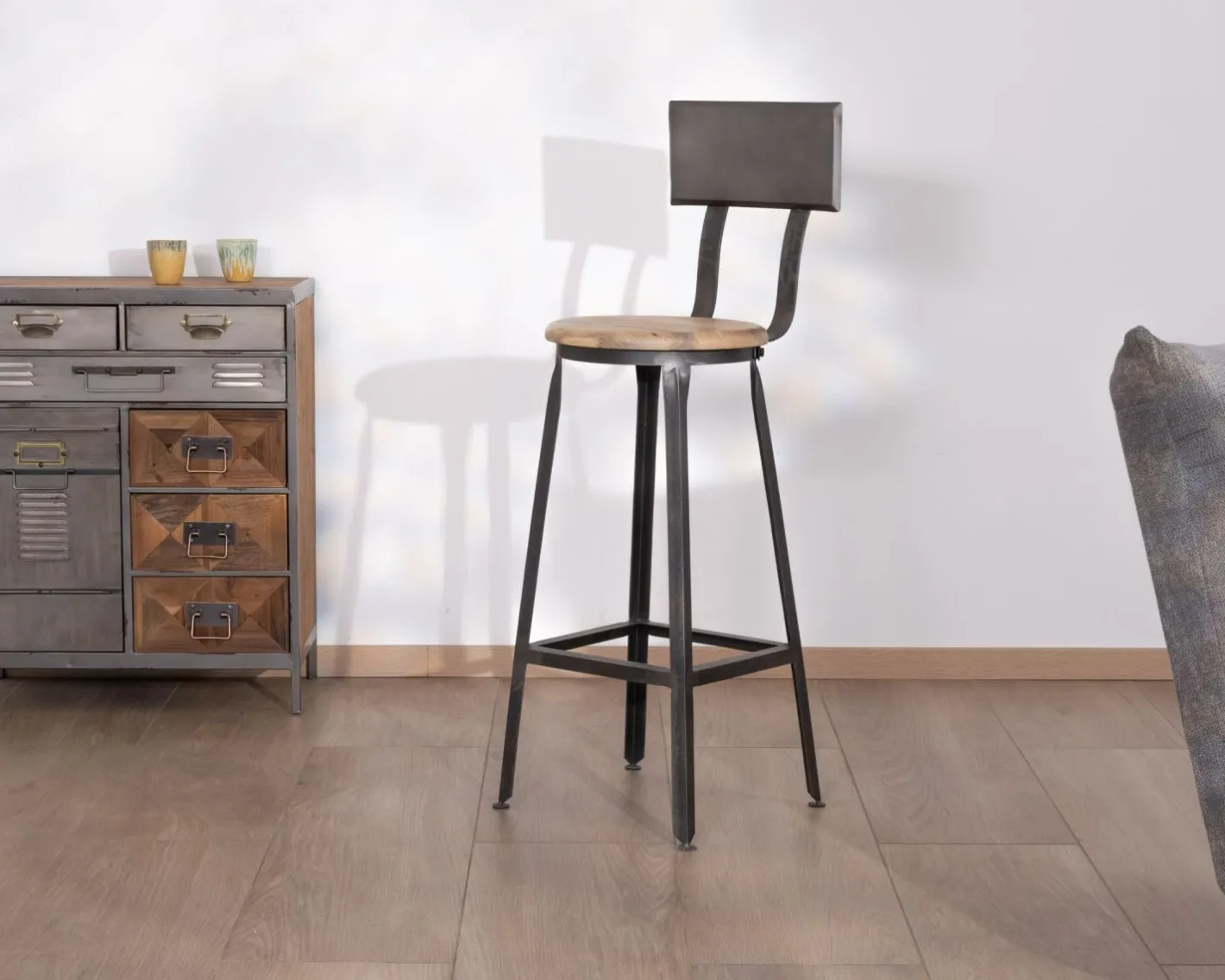 Chaise de bar métal gris antique et bois "Atelier grey" hauteur 110 cm Chaise De Bar|Tabouret De Bar