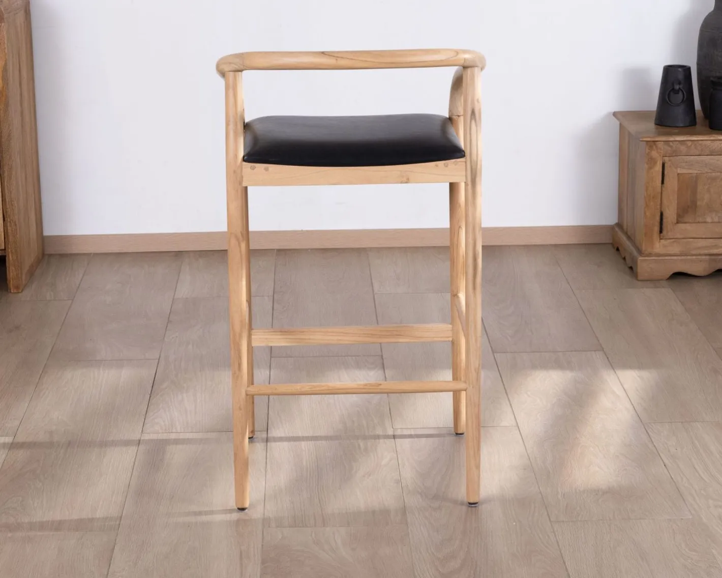 Sale Chaise de bar épurée en acacia naturel et assise PU noir "Vogue" Chaise De Bar