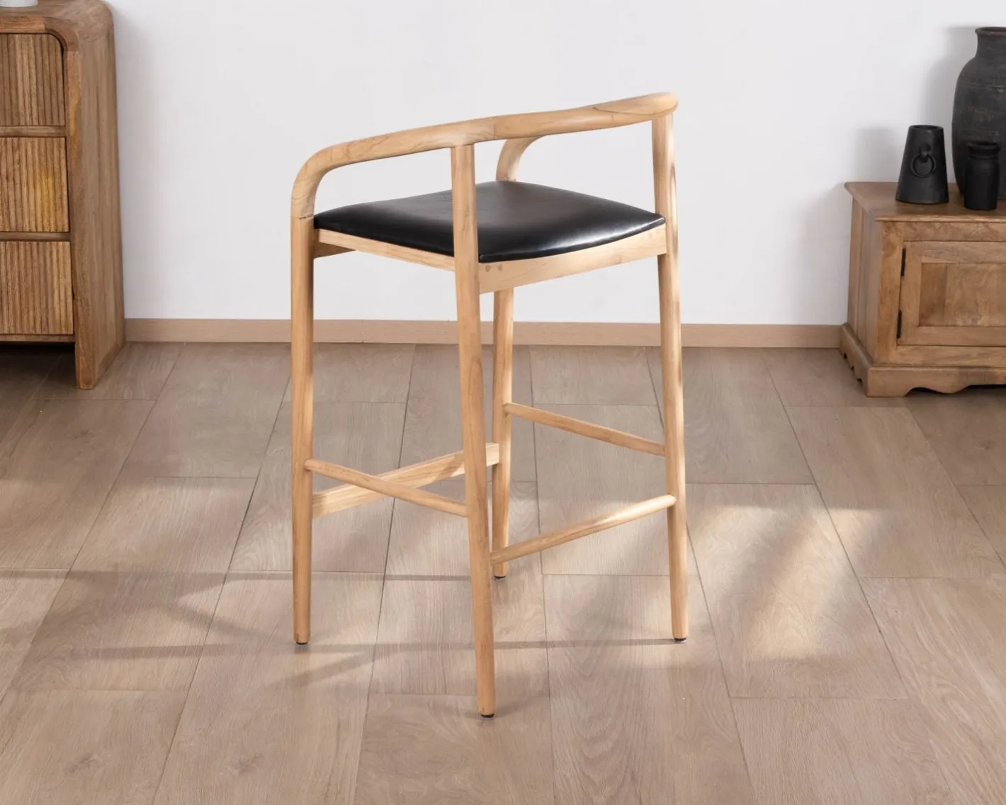 Sale Chaise de bar épurée en acacia naturel et assise PU noir "Vogue" Chaise De Bar