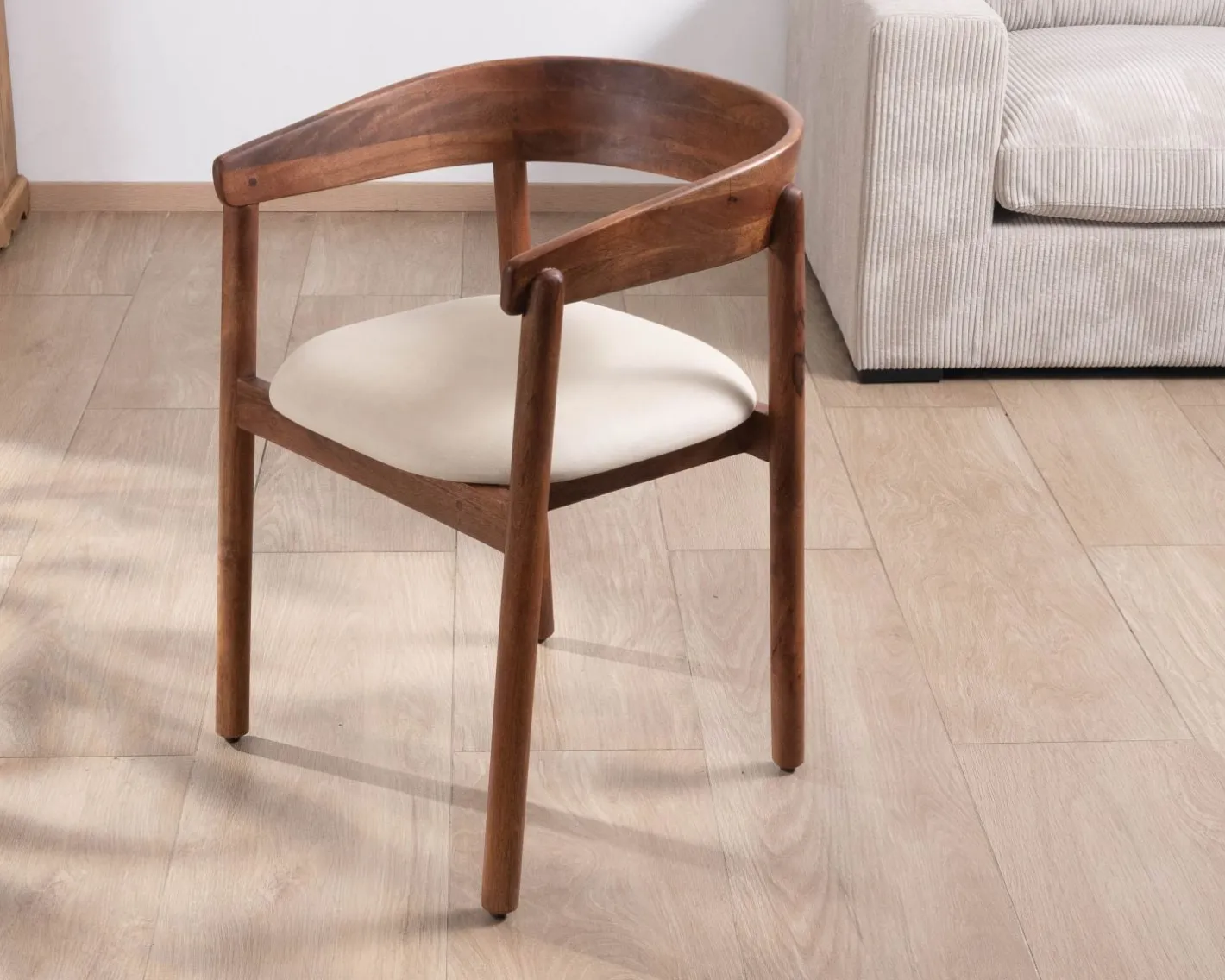 Clearance Chaise de repas style rétro "Polo" en manguier et assise tissu blanc Chaise