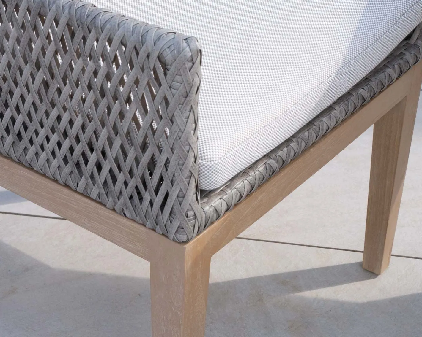 Clearance Chaise d'extérieur haut de gamme tressée en teck et textile chiné "Porticcio" Chaise