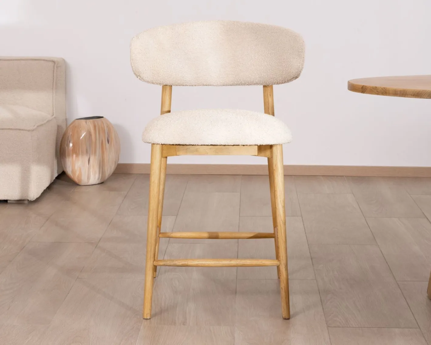 Clearance Chaise haute style scandinave "Isadora" en bois et tissu bouclette Chaise De Bar
