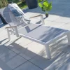 Online Chaise longue grise avec accoudoirs teck "Dolce Vita" en aluminium blanc Bain De Soleil