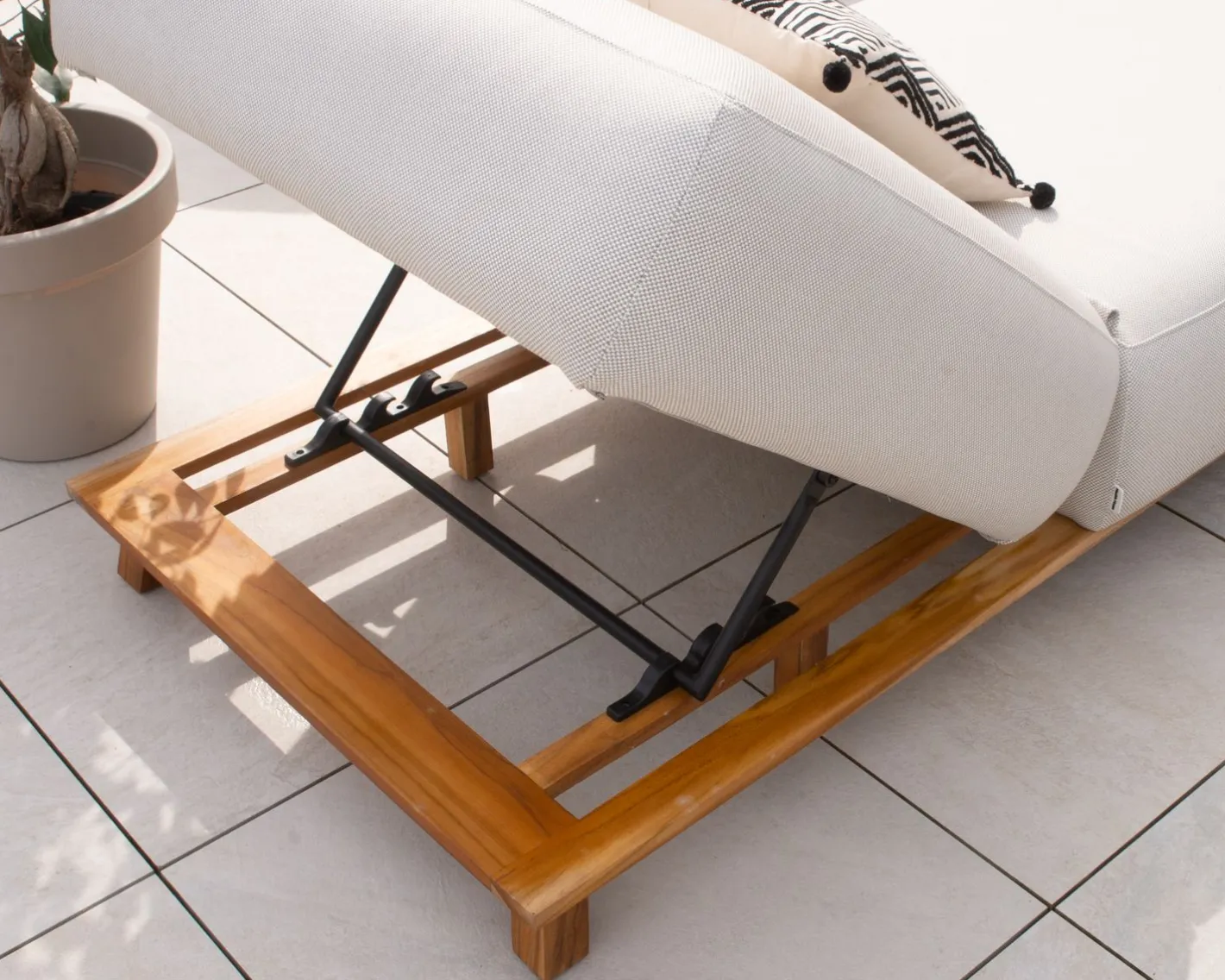 Best Chaise longue luxueuse teck et tissu écru sans surpiqure "Lombok" Bain De Soleil