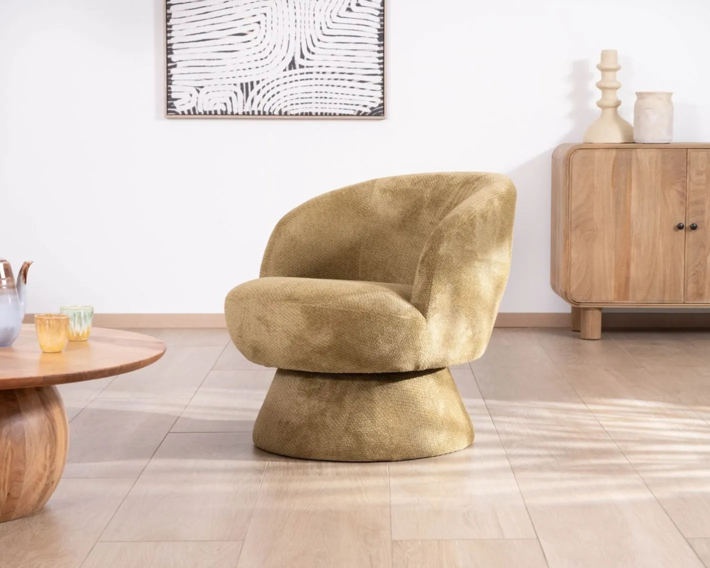 Sale Chauffeuse design enveloppant sur pied 360° en tissu chenillé vert doré "Ladoga" Fauteuil