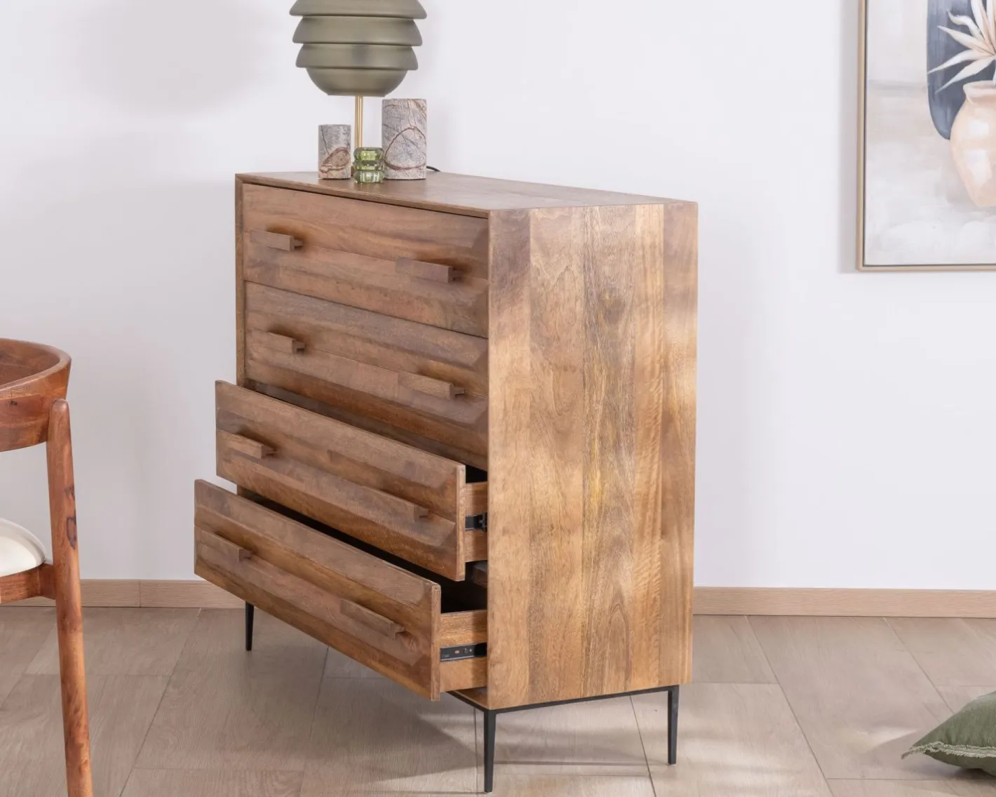 Sale Commode 4 tiroirs grande largeur "Presto" en manguier style rétro Commode