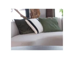 Coussin carré design en coton brodé blanc et noir 