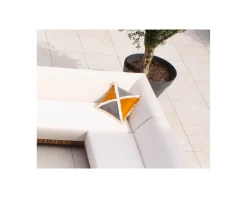 Discount Coussin carré en coton bicolore avec franges