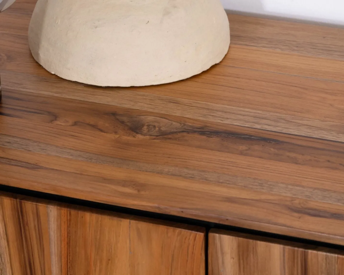 Online Enfilade contemporaine 4 portes en teck naturel et métal noir "Olonie" Buffet Et Bahut