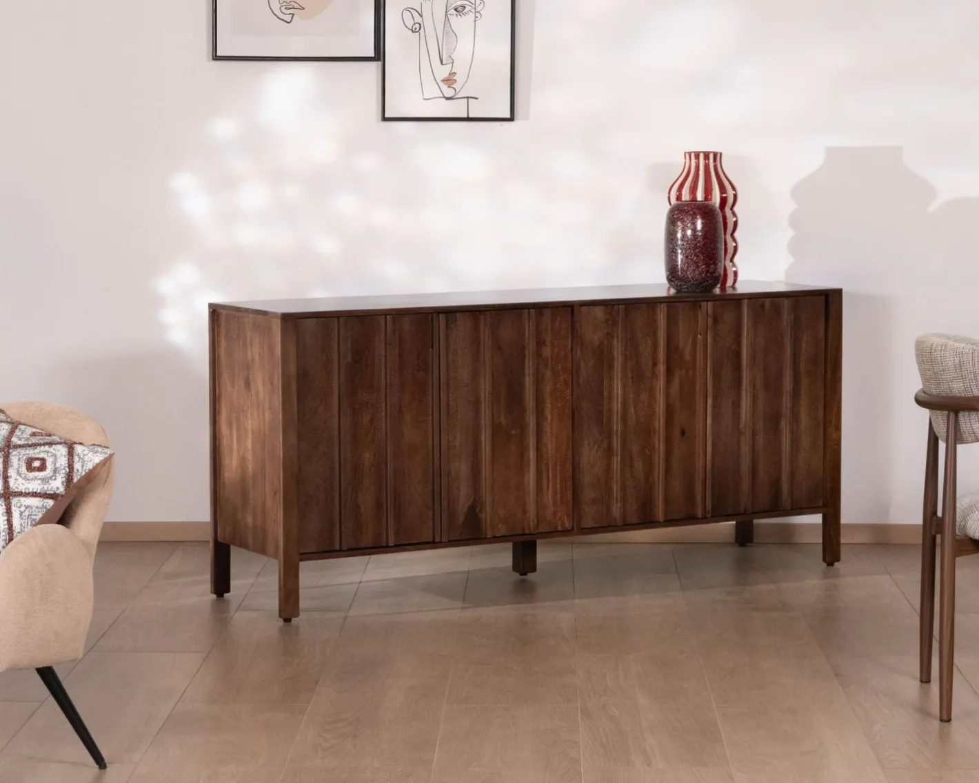 Enfilade esprit zen en manguier 180 cm « Sicora » teinte noyer Buffet Et Bahut