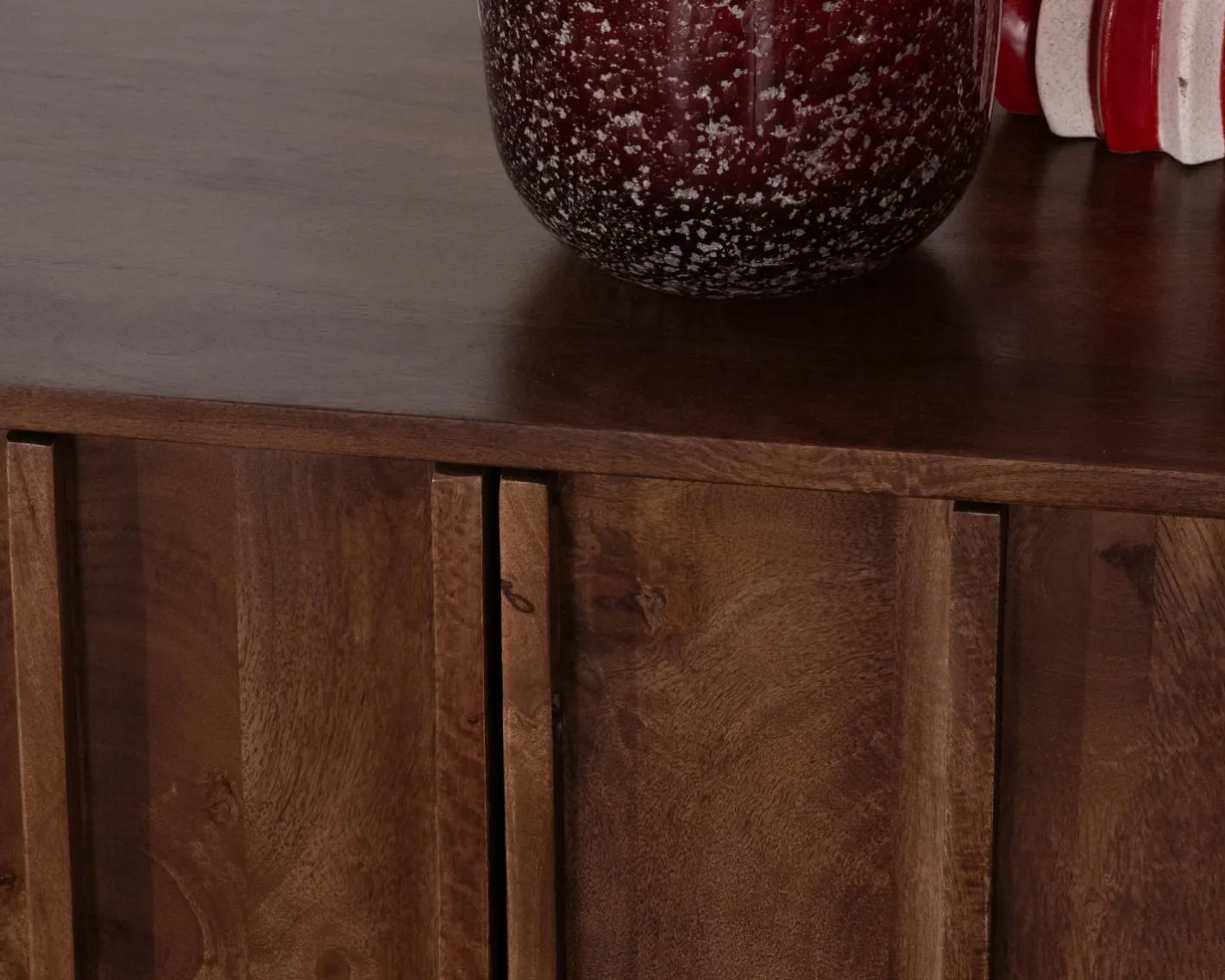 Enfilade esprit zen en manguier 180 cm « Sicora » teinte noyer Buffet Et Bahut