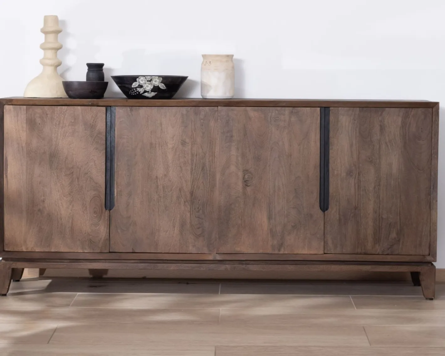 Enfilade 4 portes style rétro en manguier massif "Slody" Buffet Et Bahut