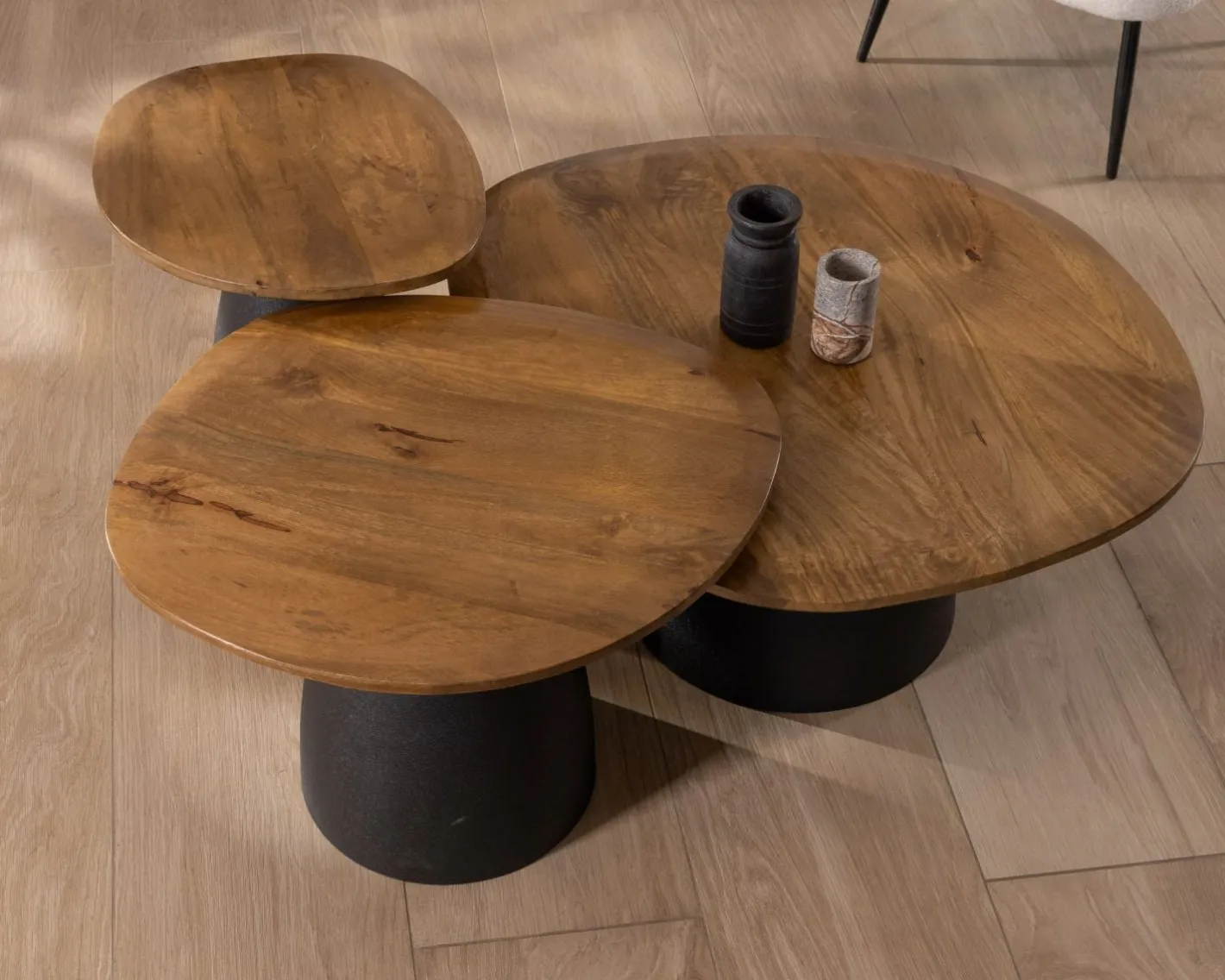 Best Ensemble de 3 tables basses en bois et métal formes galets naturels "Daun" Table D'Appoint