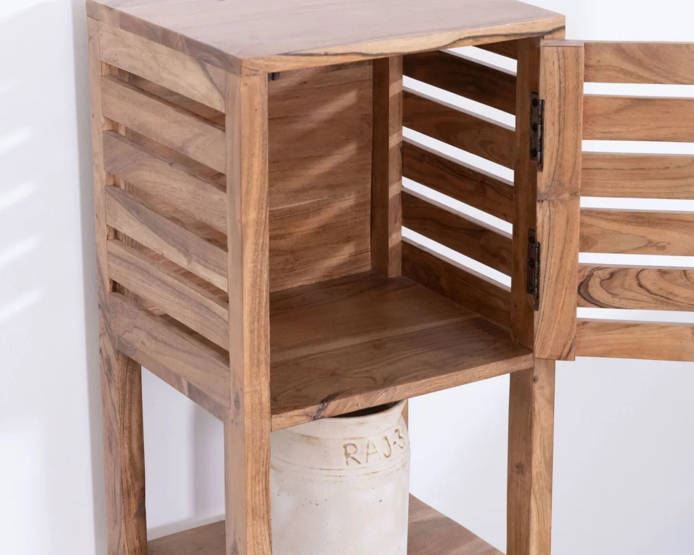 Online Etagère de rangement en acacia avec un compartiment en persienne "Conoa" Etagère