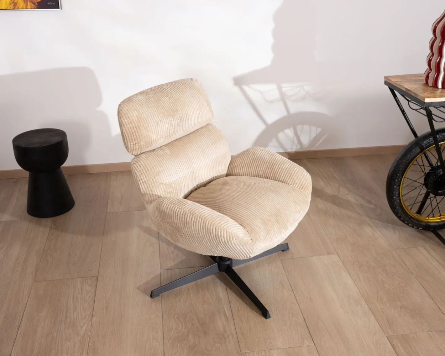 New Fauteuil confort et pivotant en velours camel beige "Bissett" Fauteuil
