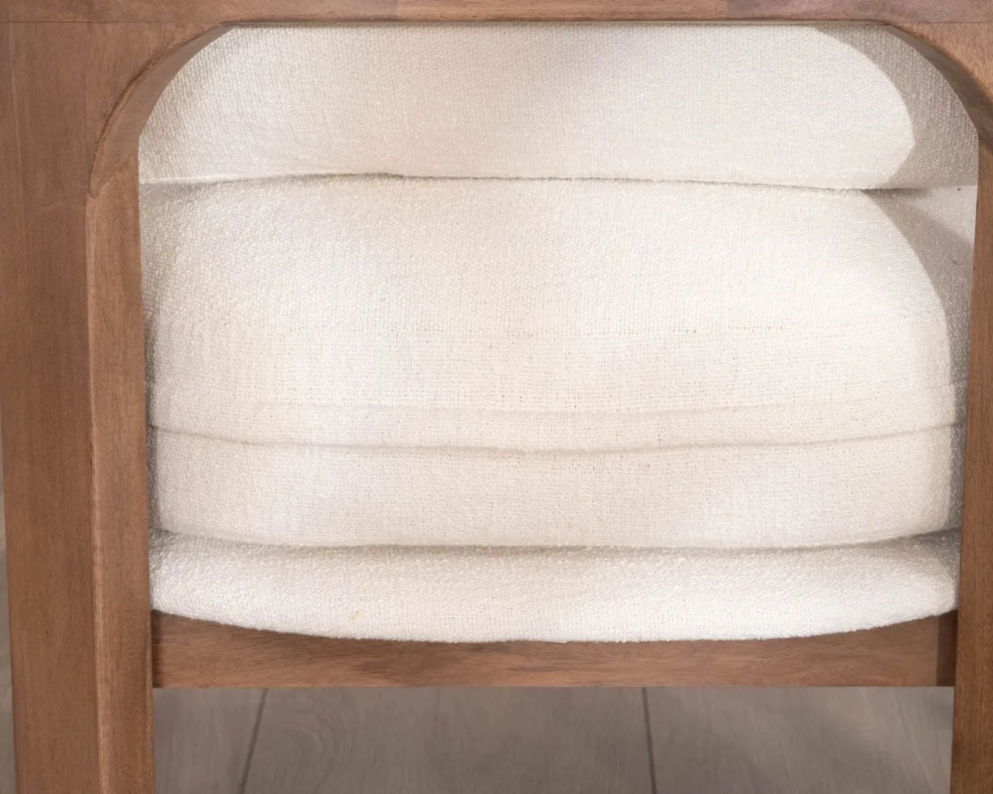 New Fauteuil d'appoint design scandinave en tissu bouclette écru "Archéa" Fauteuil