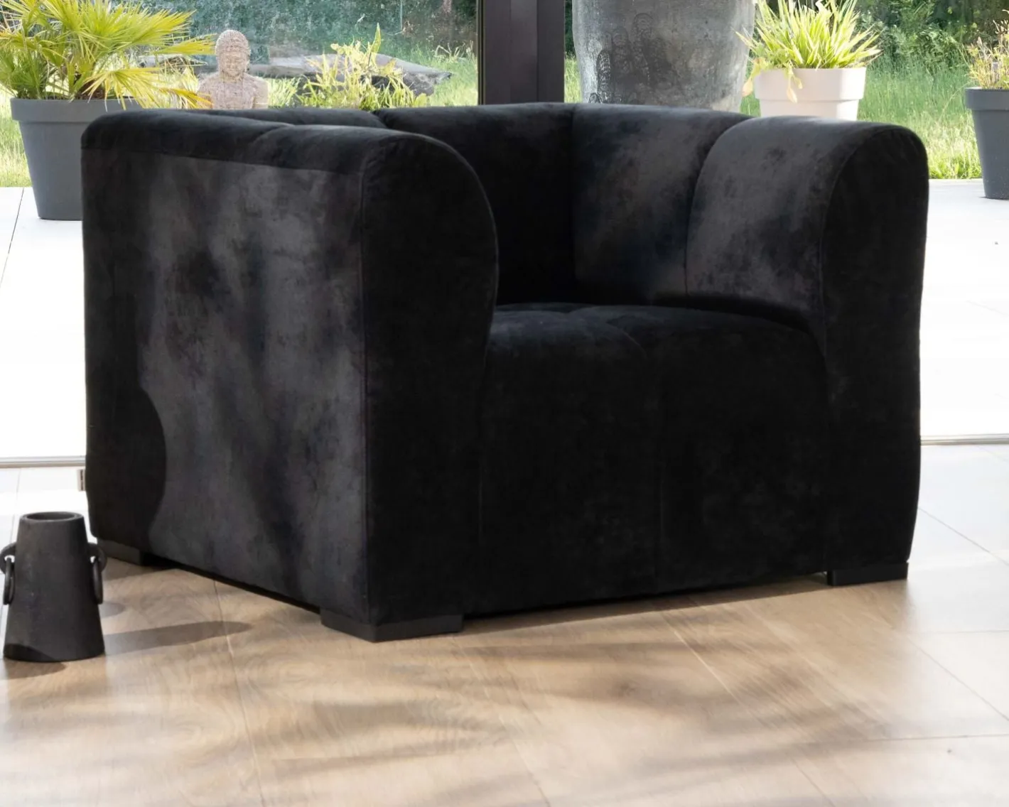 Online Fauteuil design cubique en velours anthracite avec surpiqures "Enjoy Home" Fauteuil