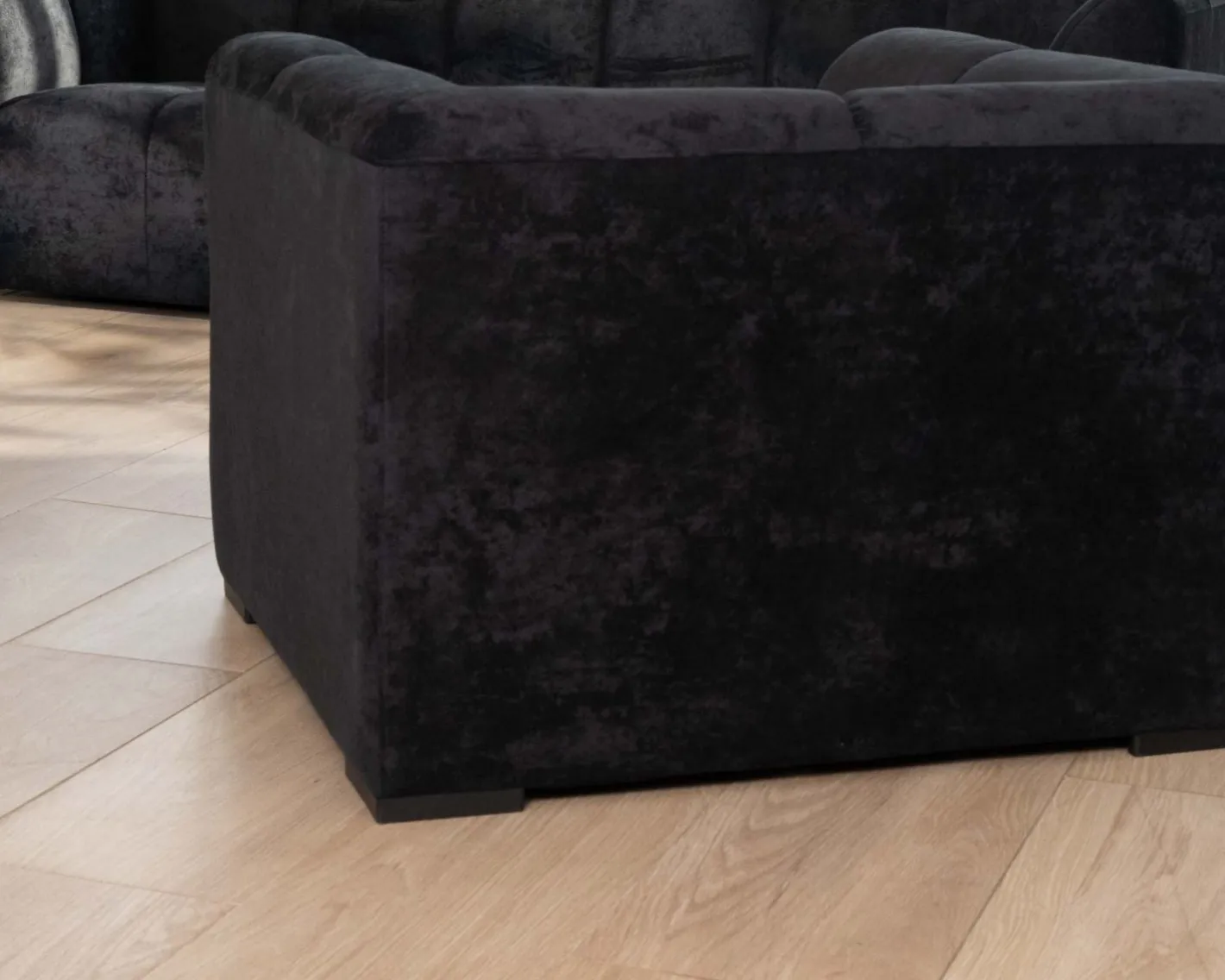 Online Fauteuil design cubique en velours anthracite avec surpiqures "Enjoy Home" Fauteuil
