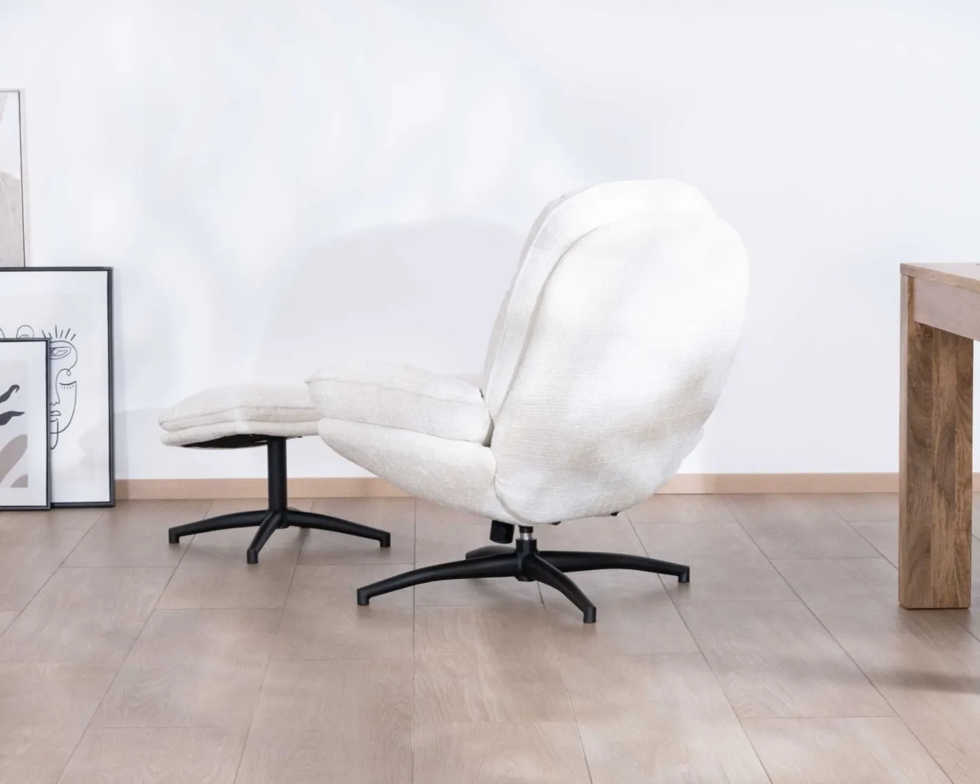 Best Fauteuil vintage avec pouf en tissu blanc ultra doux "Branson" Fauteuil