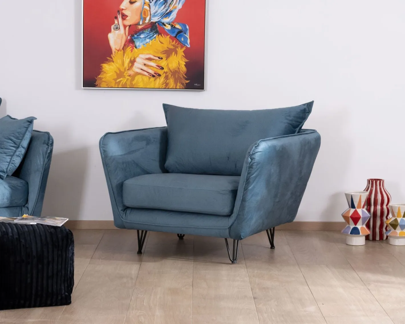 Sale Grand fauteuil cosy en tissu bleu et pieds en métal noir "Hasting" Fauteuil