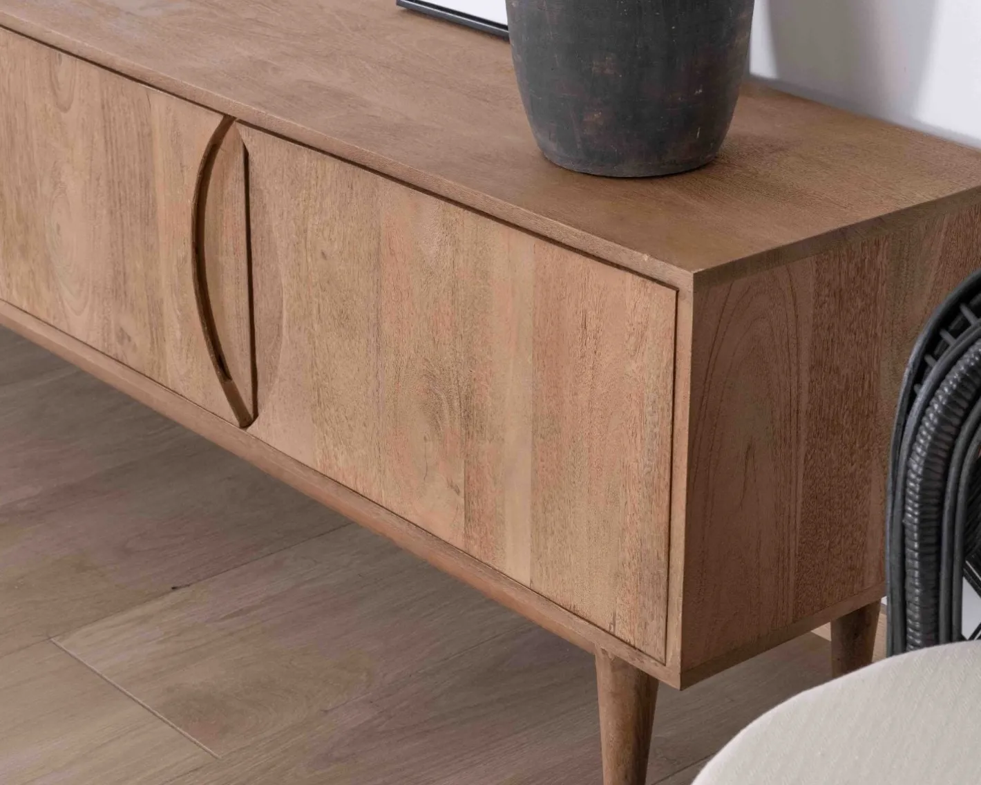 Online Grand meuble TV contemporain 240cm en manguier 4 portes "Cabure" Meuble Télé