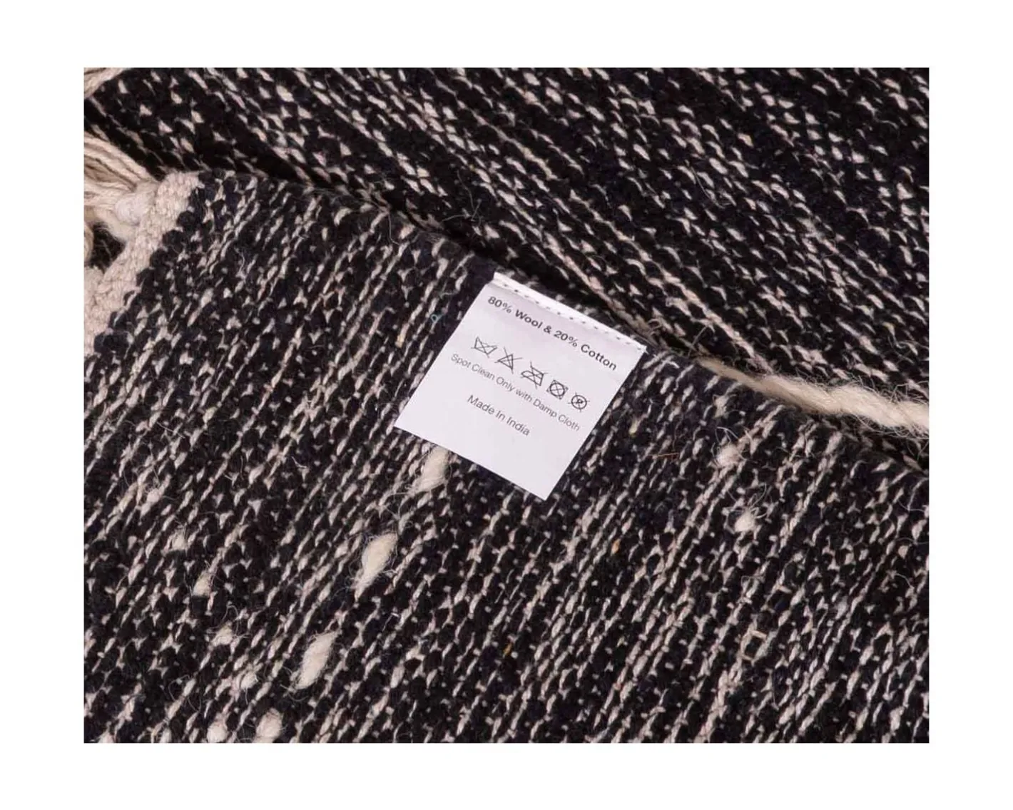 Best Grand tapis ethnique noir motifs brodés blancs "Solira" 300x200cm Décoration