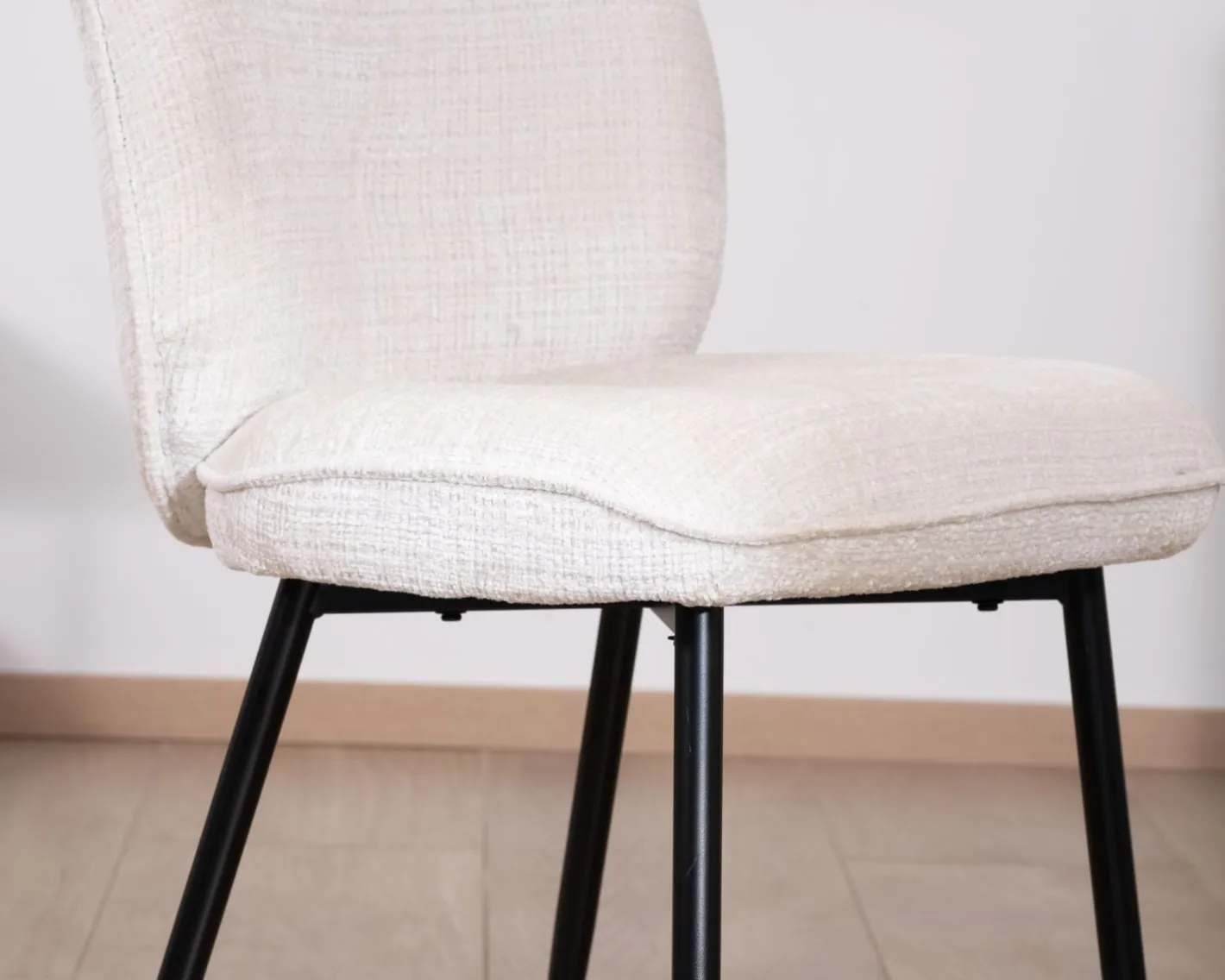 Online Lot de 2 chaises de repas confort style scandinave "Kinsac" en tissu bouclette blanc Chaise