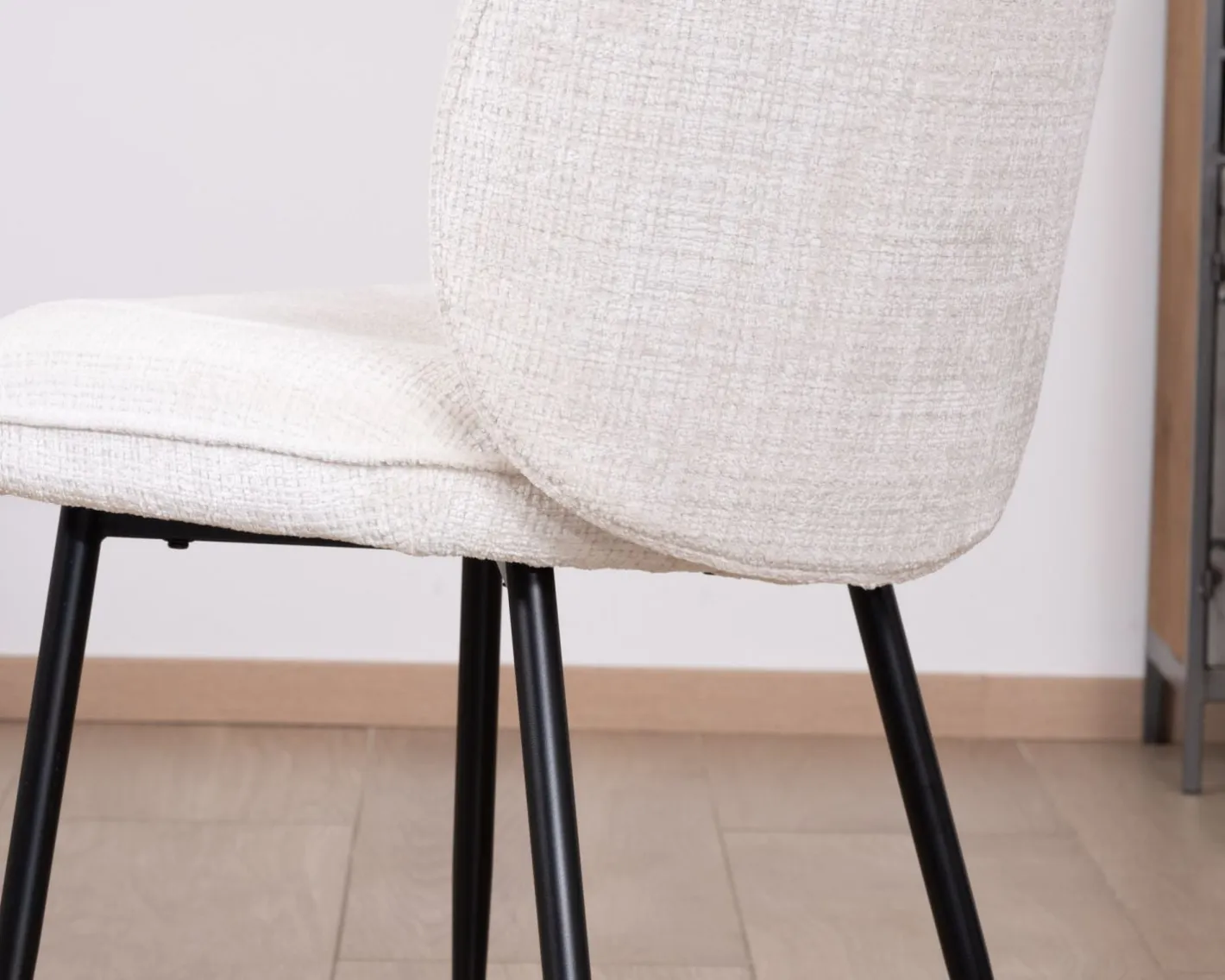 Online Lot de 2 chaises de repas confort style scandinave "Kinsac" en tissu bouclette blanc Chaise