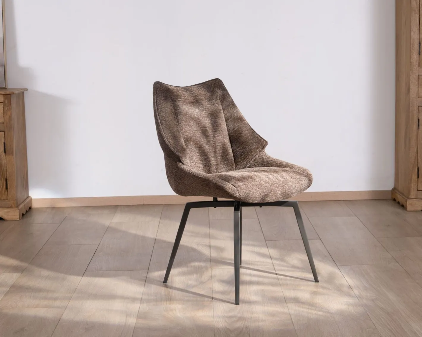 Sale Lot de 2 chaises de repas couleur chocolat et pieds métal design "Niko" Chaise