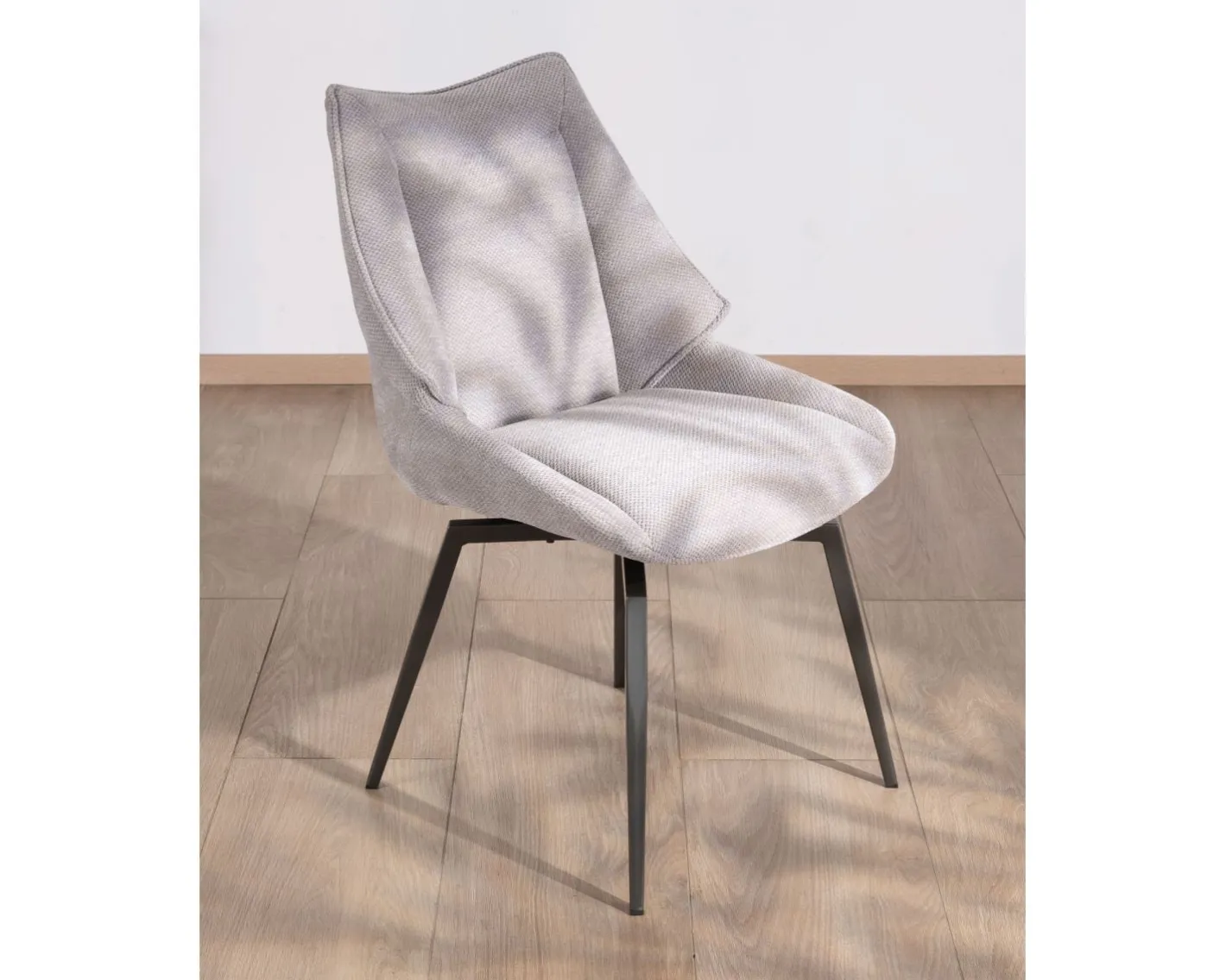Online Lot de 2 chaises de repas design et enveloppantes en tissu gris clair "Niko" Chaise