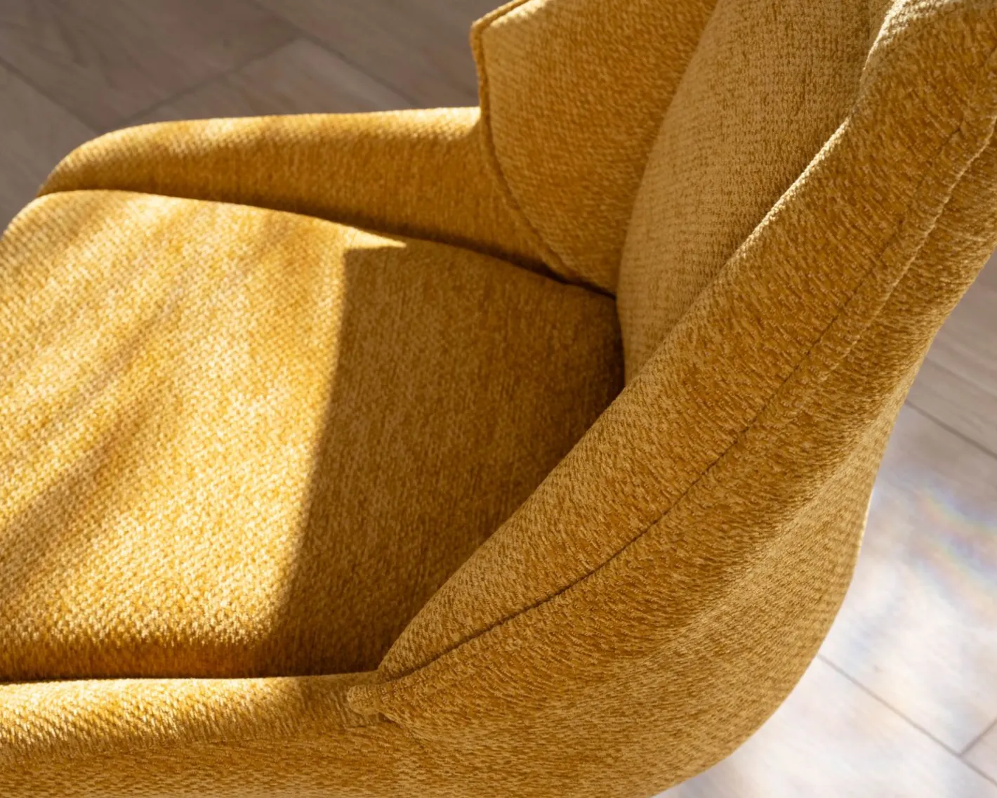 Clearance Lot de 2 chaises de repas design vintage "Niko" tissu jaune moutarde Chaise