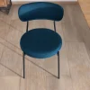 Outlet Lot de 2 chaises de repas design minimaliste en tissu bleu et pieds métal "Lato" Chaise