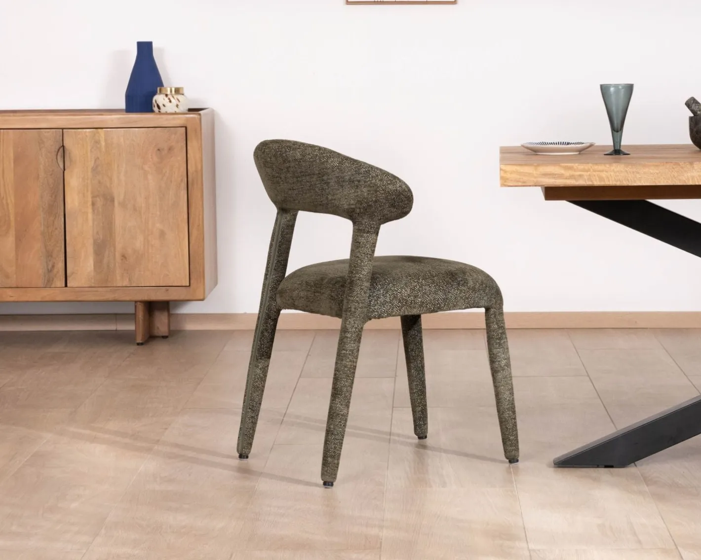 Sale Lot de 2 chaises de repas design recouvrement total en tissu bouclettes kaki "Amarello" Chaise