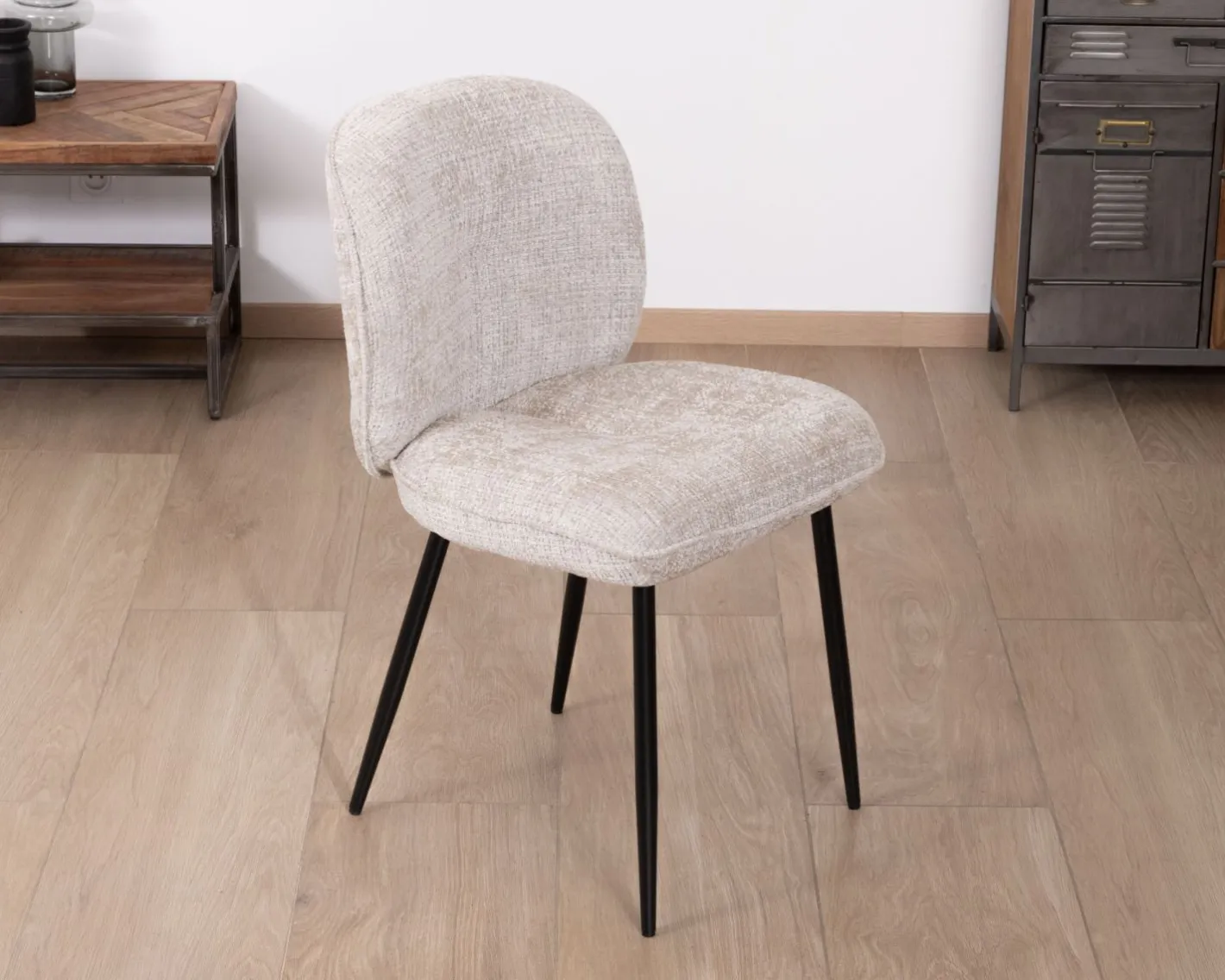Lot de 2 chaises de repas design arrondi en tissu bouclette gris beige "Kinsac" Chaise